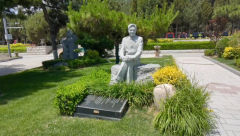 孙礼仁纪念碑落成：以《思索》之名，传承艺术之魂